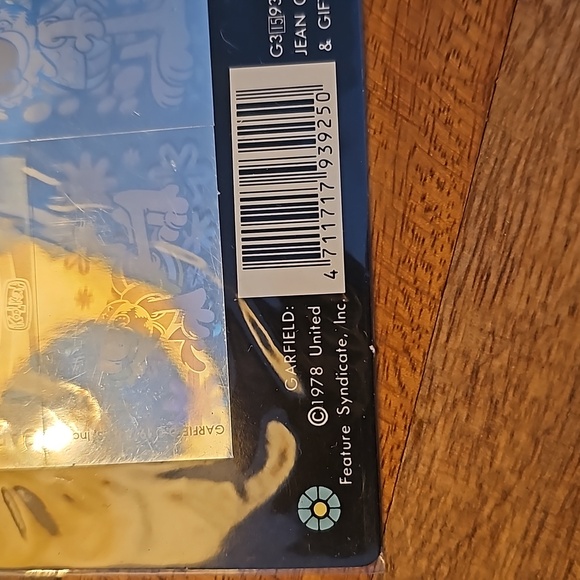 Vintage Garfield laser stickers sheet in car with Odie - Picture 8 of 10